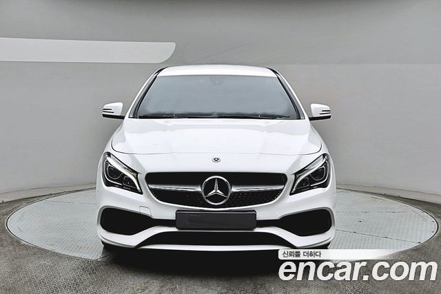 Mercedes-Benz CLA-Class C117 CLA220 AMG Line - фото 0