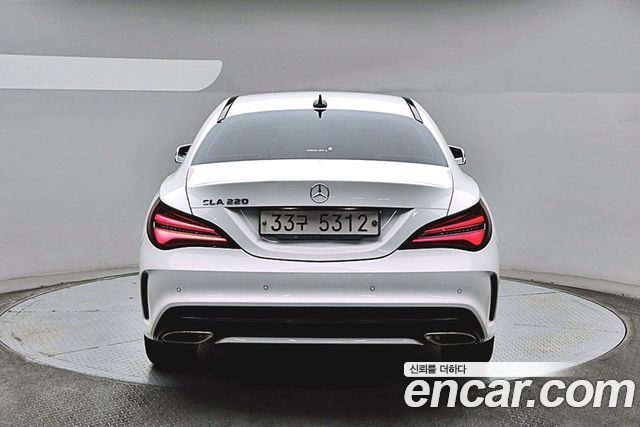 Mercedes-Benz CLA-Class C117 CLA220 AMG Line - фото 1