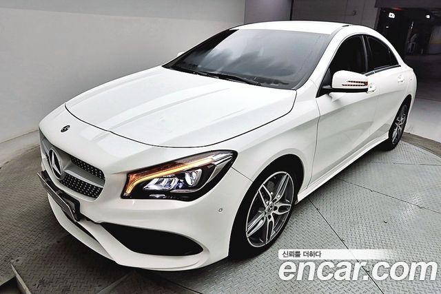 Mercedes-Benz CLA-Class C117 CLA220 AMG Line - фото 2
