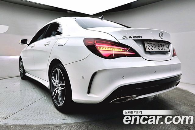 Mercedes-Benz CLA-Class C117 CLA220 AMG Line - фото 3