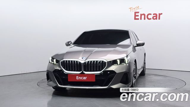 BMW i5 G60 eDrive 40 M Sport - фото 2