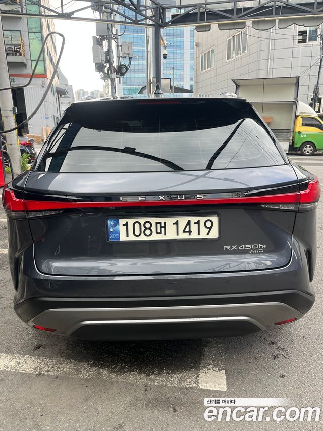 Lexus RX 5-го поколения Luxury - фото 3