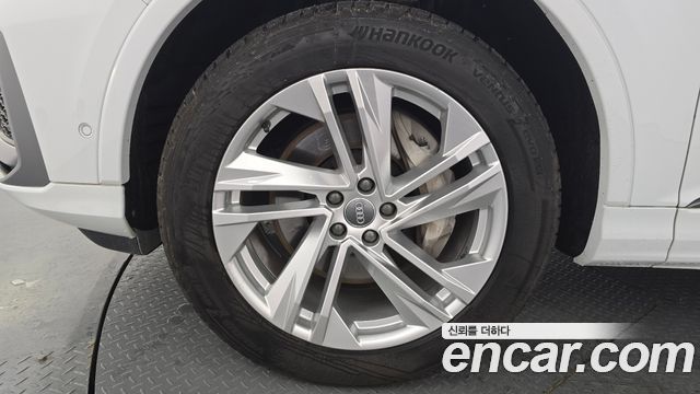 Audi Q7 45 TDI Quattro Premium - фото 4
