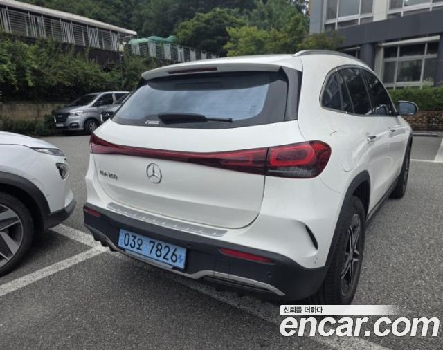 Mercedes-Benz EQA H243 EQA250 AMG Line - фото 3