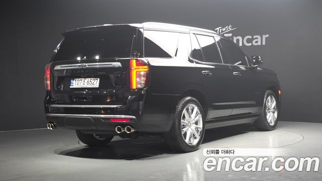 Chevrolet (GM Daewoo) Tahoe 6.2 Dark Knight 4WD - фото 1