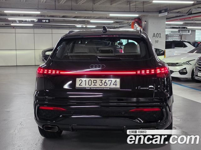 Audi Q5 40 TFSI Quattro S Line - фото 3