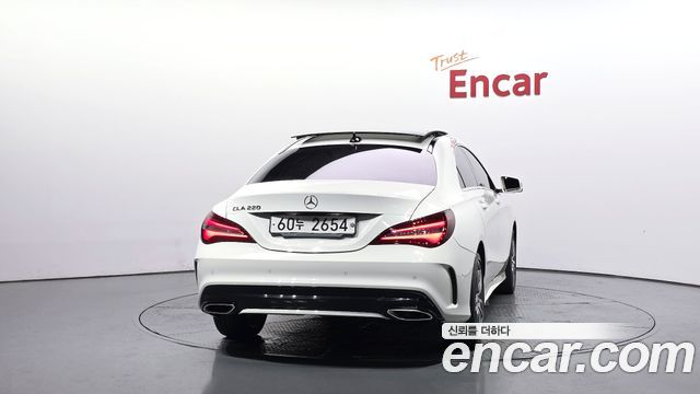 Mercedes-Benz CLA-Class C117 CLA220 AMG Line - фото 3
