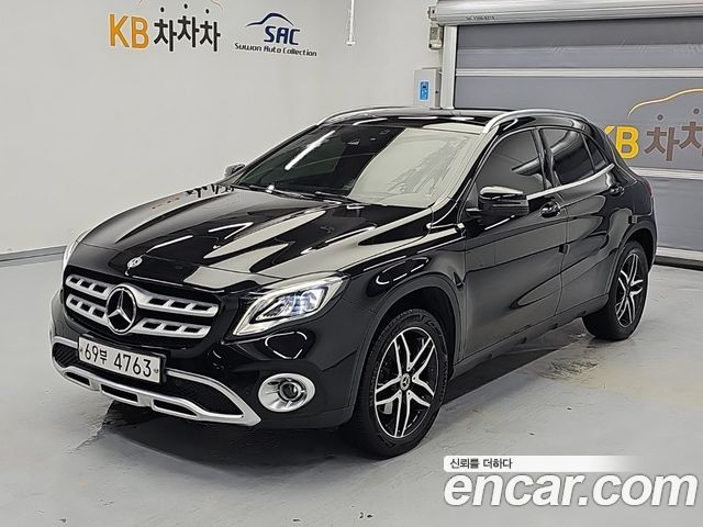 Mercedes-Benz GLA-Class X156 GLA220 - фото 1