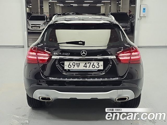 Mercedes-Benz GLA-Class X156 GLA220 - фото 2