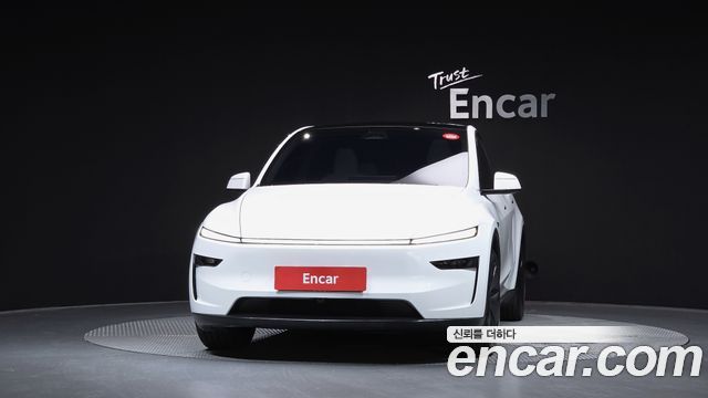 Tesla Model Y RWD - фото 2