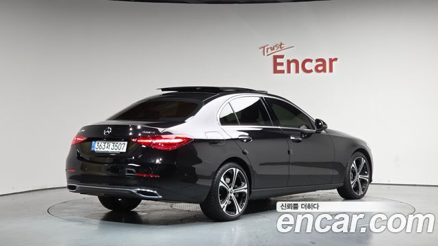 Mercedes-Benz C-Class W206 C300 4MATIC Avantgarde - фото 0