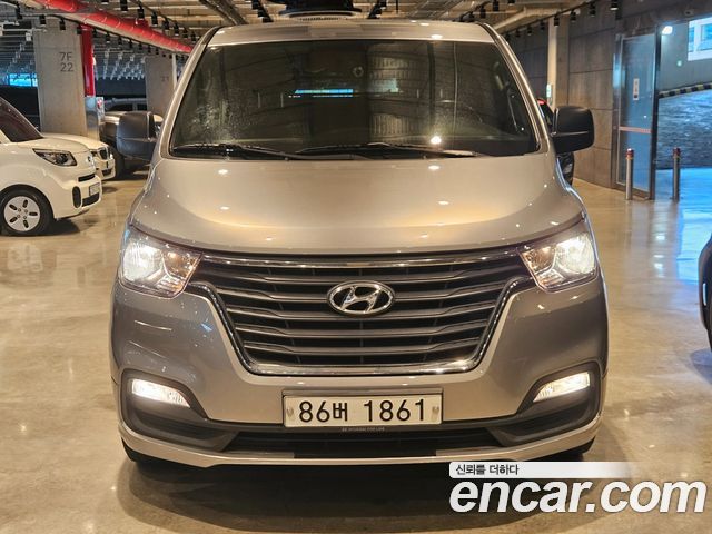 Hyundai Starex Новый Van 5-Seater Smart - фото 2