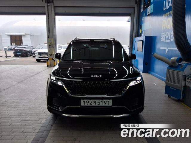 Kia Carnival Новый 4-го поколения Gasoline 9-Seater Signature - фото 1