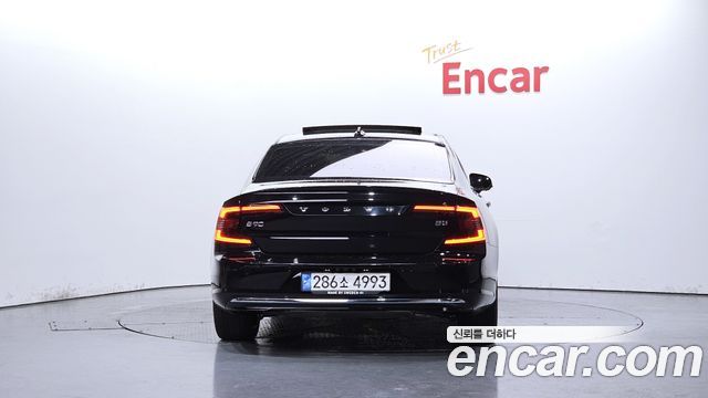 Volvo S90 B5 Ultra Bright - фото 2