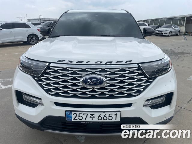 Ford Explorer 6-го поколения 3.0 Platinum 4WD - фото 0