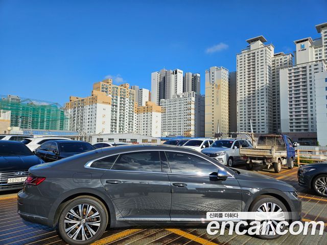 Volkswagen Arteon 2.0 TDI Premium - фото 2
