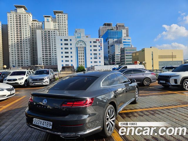 Volkswagen Arteon 2.0 TDI Premium - фото 3