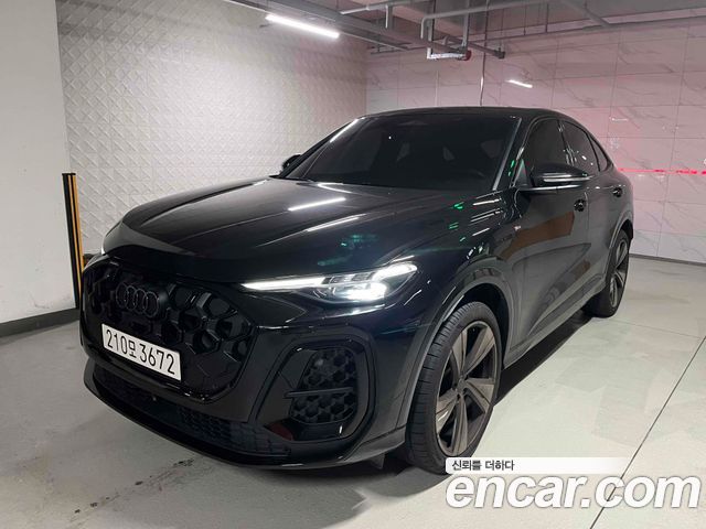 Audi Q5 45 TFSI Quattro Sportback S Line - фото 1