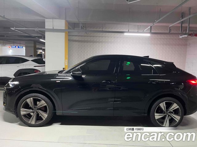 Audi Q5 45 TFSI Quattro Sportback S Line - фото 2