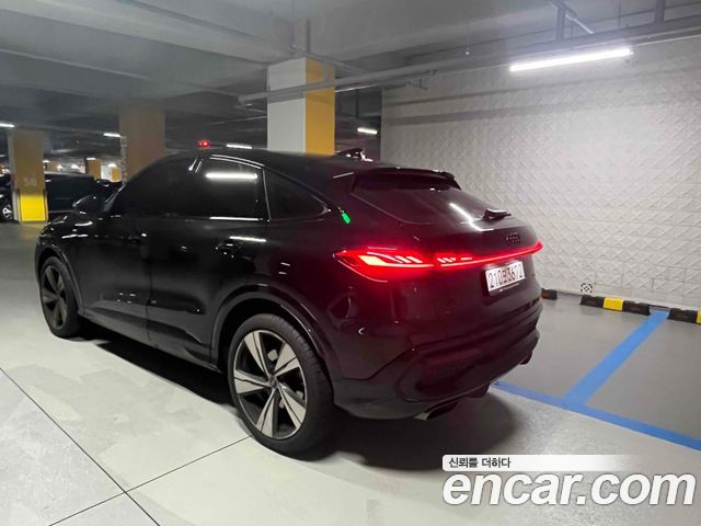 Audi Q5 45 TFSI Quattro Sportback S Line - фото 3