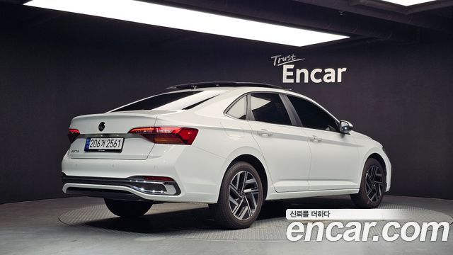 Volkswagen Jetta 7-го поколения 1.5 TSI Prestige - фото 1