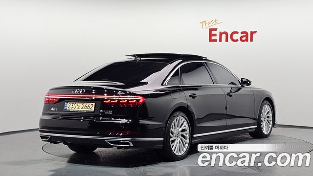 Audi A8 D5 55 TFSI Quattro LWB - фото 1