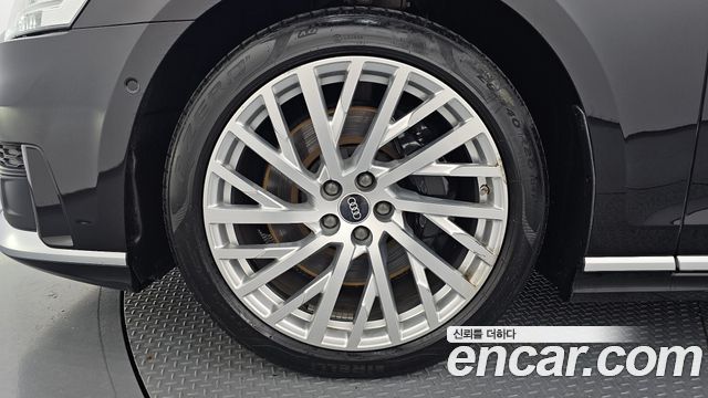 Audi A8 D5 55 TFSI Quattro LWB - фото 4