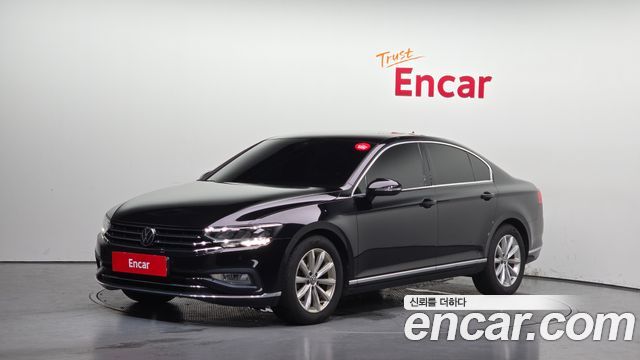 Volkswagen Passat B8 2.0 TDI Premium - фото 0