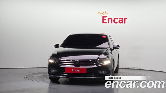Volkswagen Passat B8 2.0 TDI Premium - фото 2