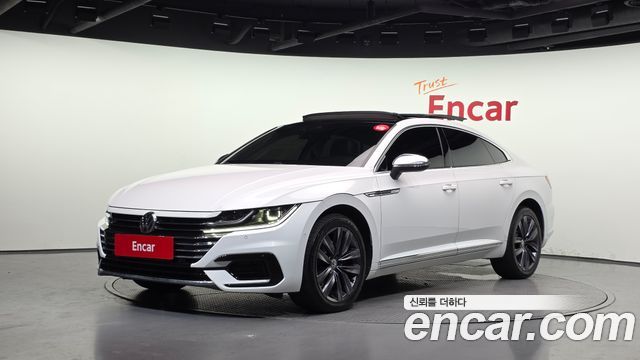 Volkswagen Arteon 2.0 TDI Premium - фото 0