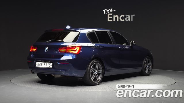BMW 1 Series F20 118d Sport 5Door - фото 1