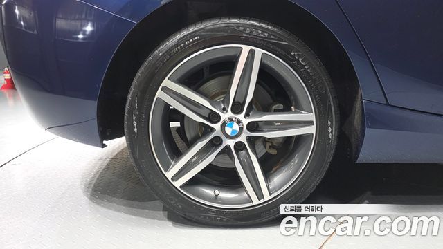 BMW 1 Series F20 118d Sport 5Door - фото 4