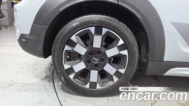 Mini Countryman S ALL4 Untamed Edition 2nd Gen - фото 4