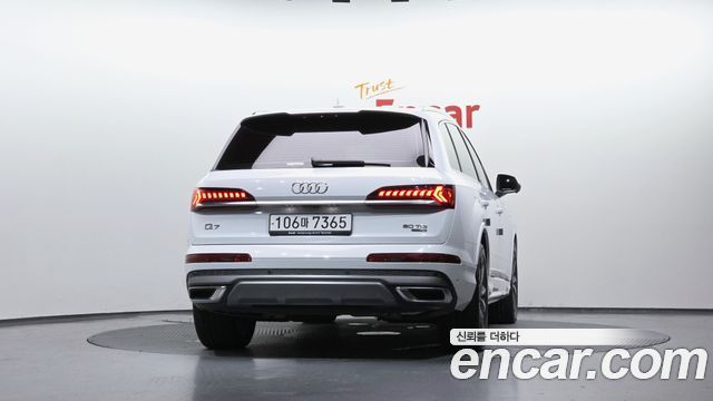 Audi Q7 50 TDI Quattro Premium - фото 3