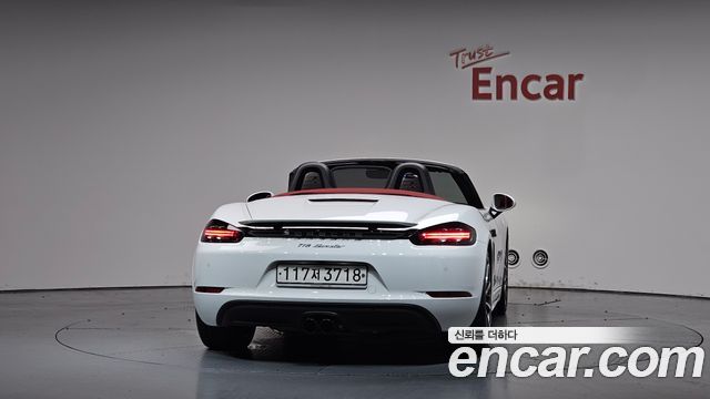 Porsche 718 Boxster 2.0 - фото 2