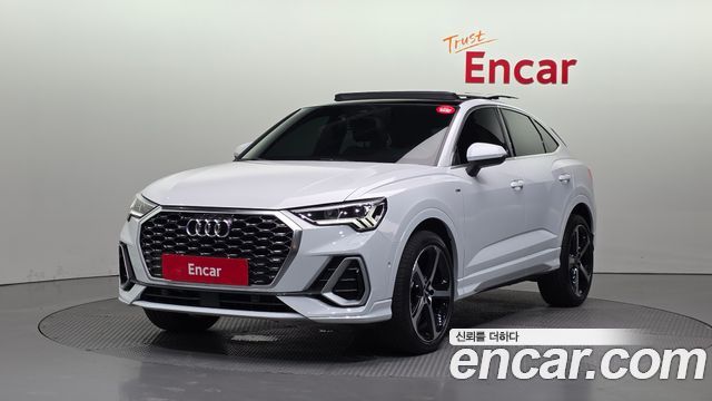 Audi Q3 F3 35 TDI Premium Sportback - фото 0