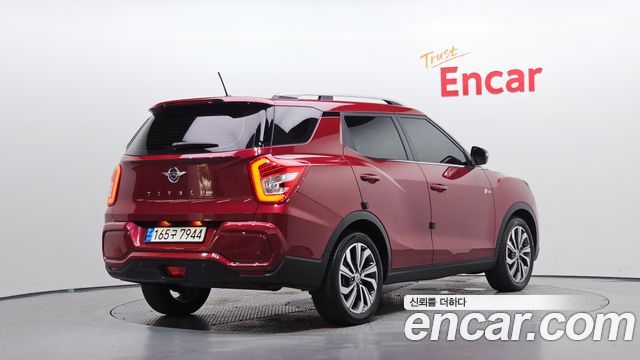 SsangYong Tivoli Air 1.5 Upbeat 2WD - фото 1