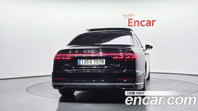 Audi A8 D5 55 TFSI Quattro LWB - фото 3