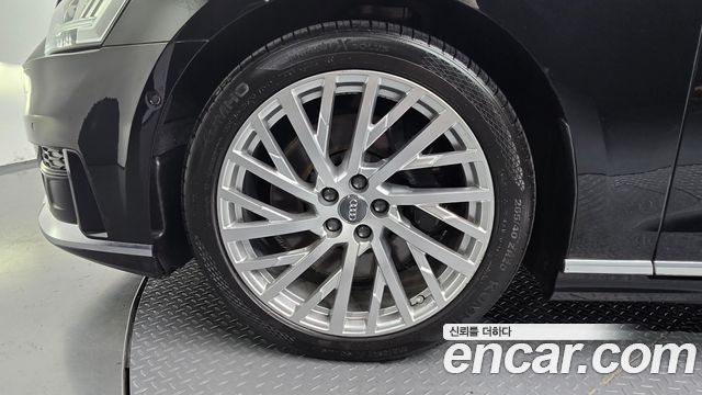 Audi A8 D5 55 TFSI Quattro LWB - фото 4