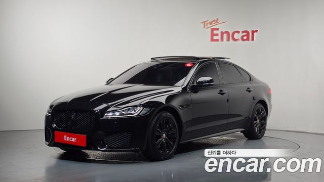 Jaguar XF X260 25t Chequered Flag Edition - фото 0