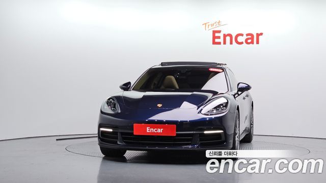 Porsche Panamera 3.0 AWD - фото 1