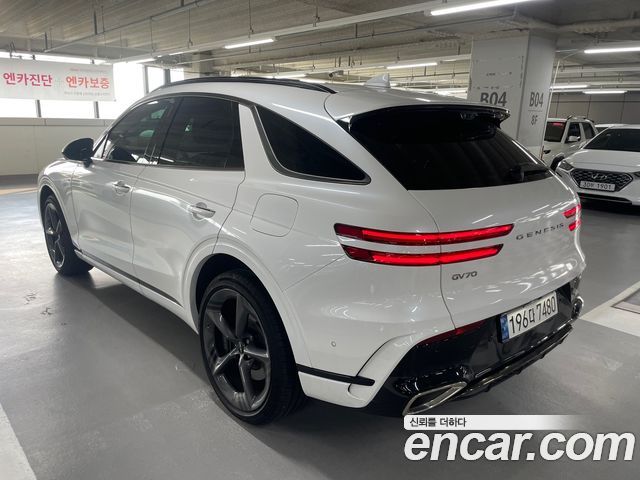 Genesis GV70 2.5T Gasoline 2WD - фото 2