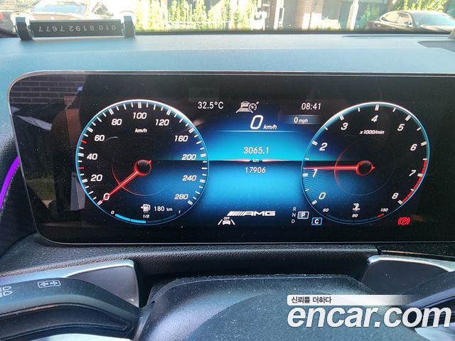 Mercedes-Benz GLB-Class X247 AMG GLB35 4MATIC - фото 1