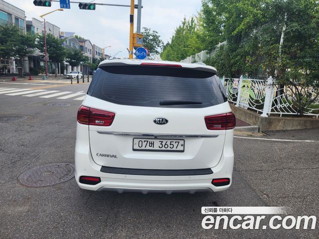 Kia Carnival Новый 9-Seater Luxury - фото 2