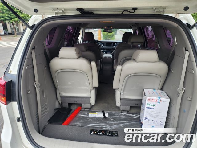 Kia Carnival Новый 9-Seater Luxury - фото 4