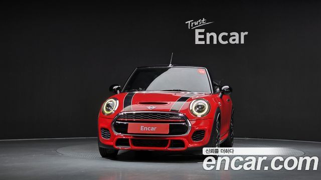 Mini Cooper Convertible S JCW 3rd - фото 2
