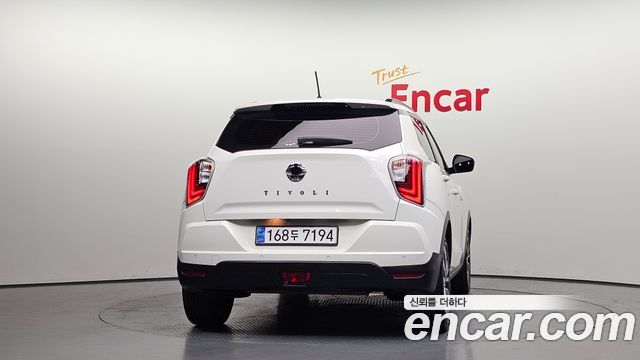 SsangYong Tivoli Gasoline 1.5 2WD Limitied Edition - фото 3