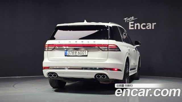 Lincoln Aviator 2-го поколения 3.0 Black Label AWD - фото 3