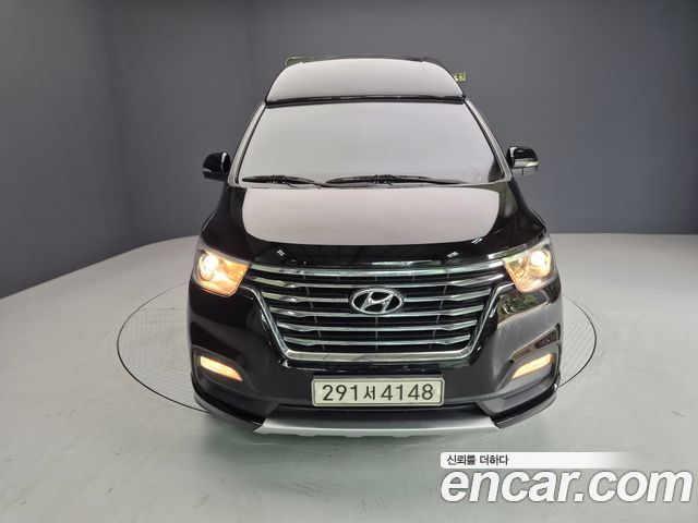 Hyundai Starex New Limousine - фото 0