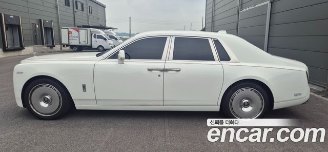 Rolls-Royce Phantom 6.7 V12 - фото 0